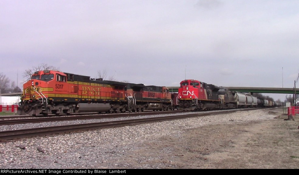 CN A432 meets BNSF U-TOLPAD